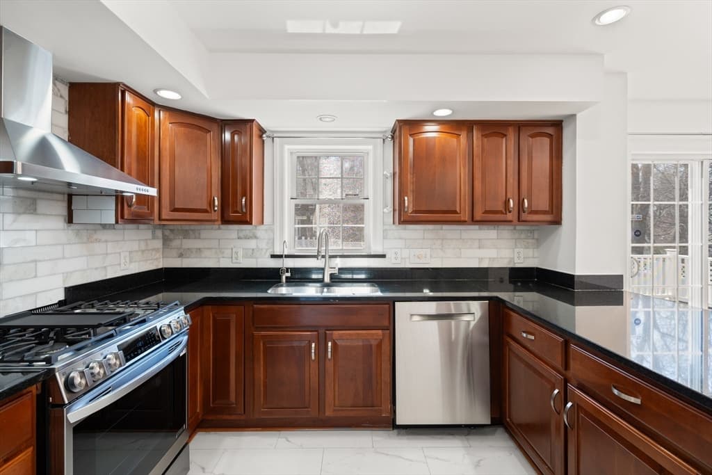 Casa em Natick — foto 4