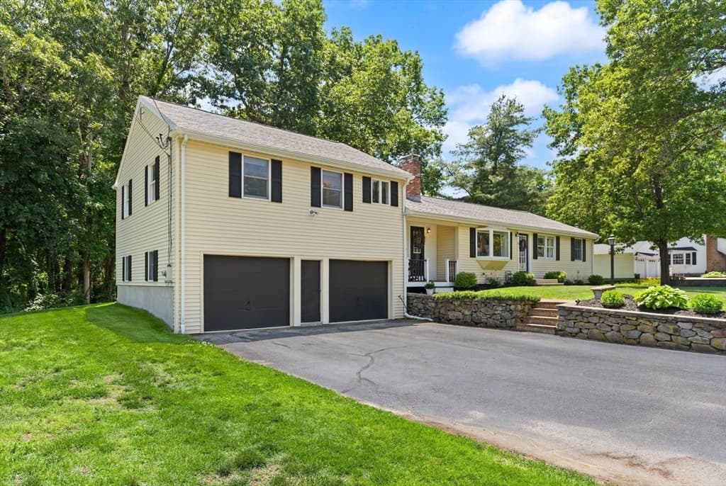 Casa em Westford — foto 2