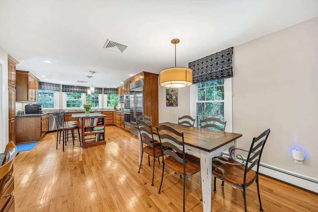 Casa em Needham — foto 8