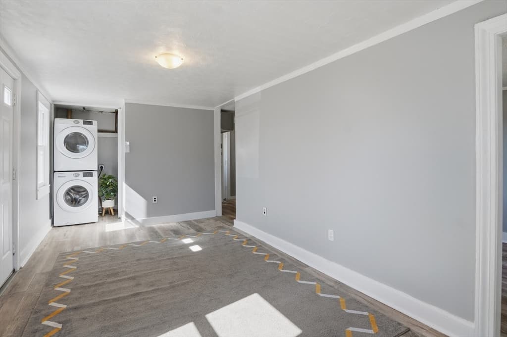 Multi-família em Millbury — foto 5