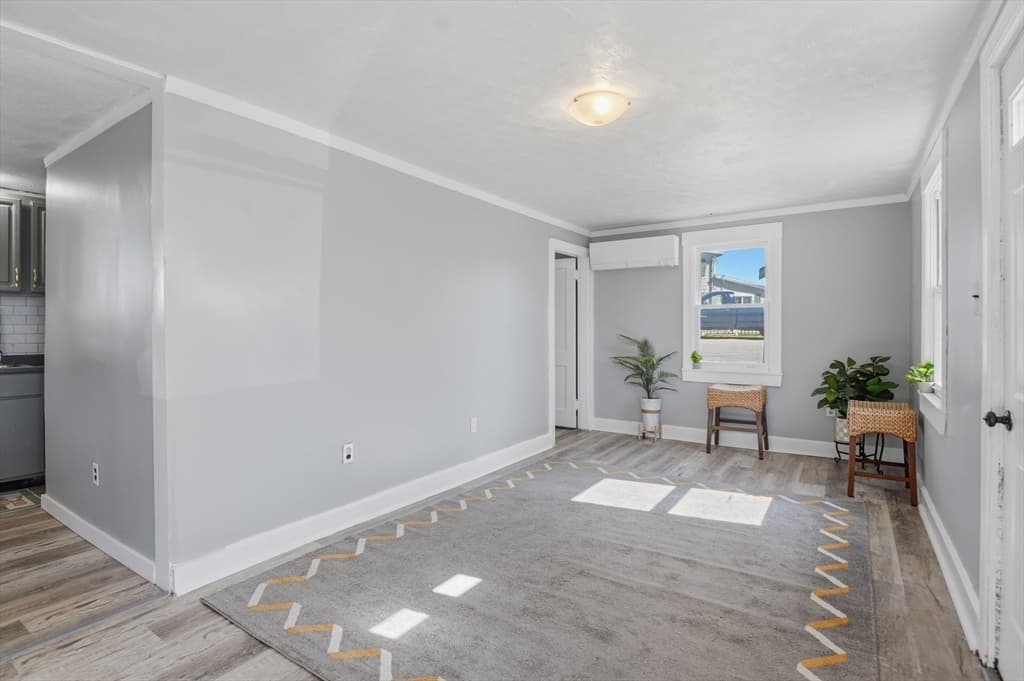 Multi-família em Millbury — foto 4