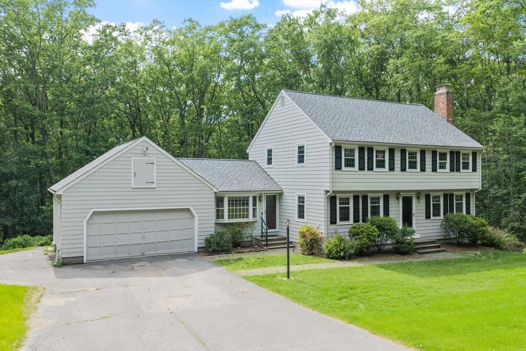 Casa em Westford — foto 2