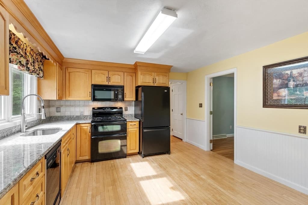 Casa em Westford — foto 9