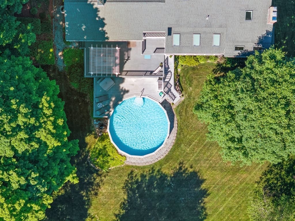 Casa em Millbury — foto 6