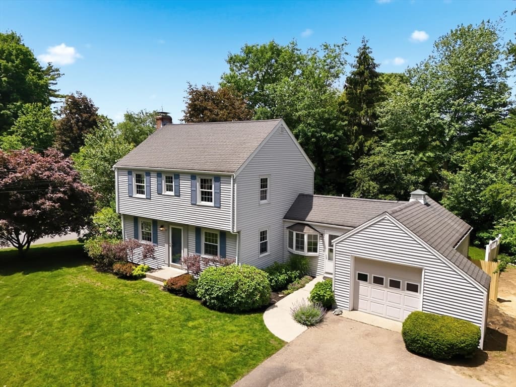 Casa em Framingham — foto 2