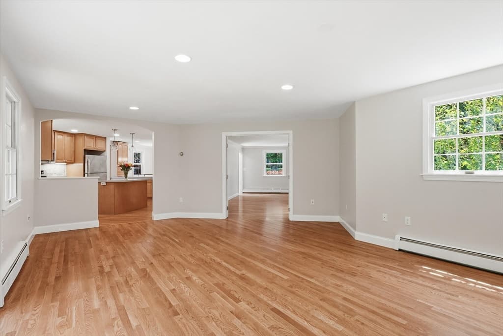 Casa em Framingham — foto 8