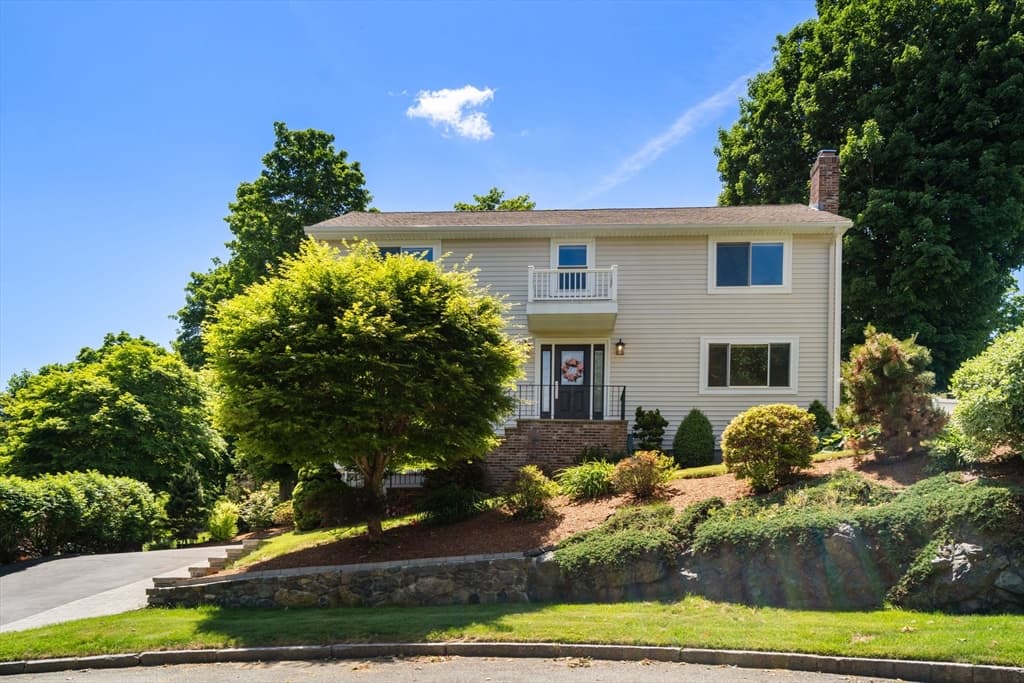 Casa em Stoneham — foto 2
