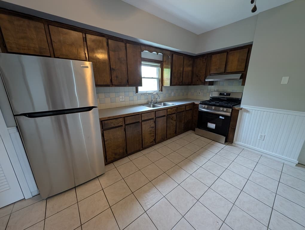 Multi-família em Fall River — foto 4