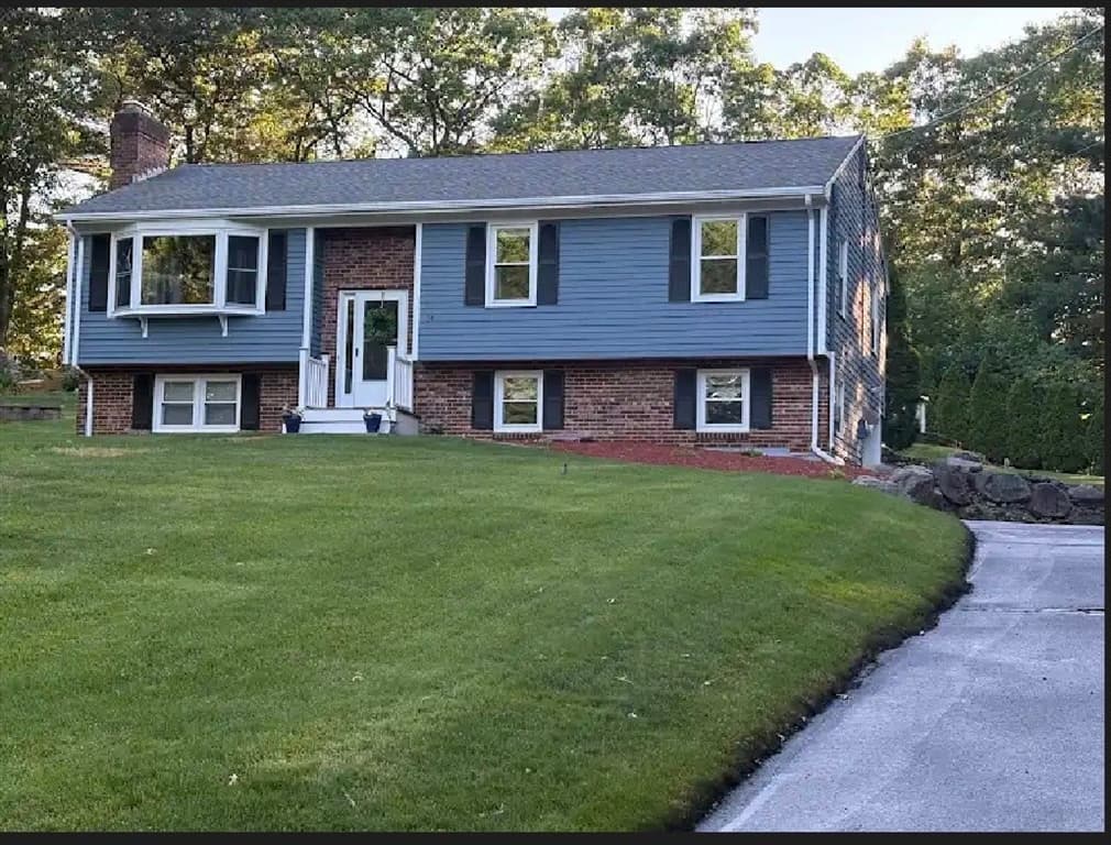 Casa em North Attleboro