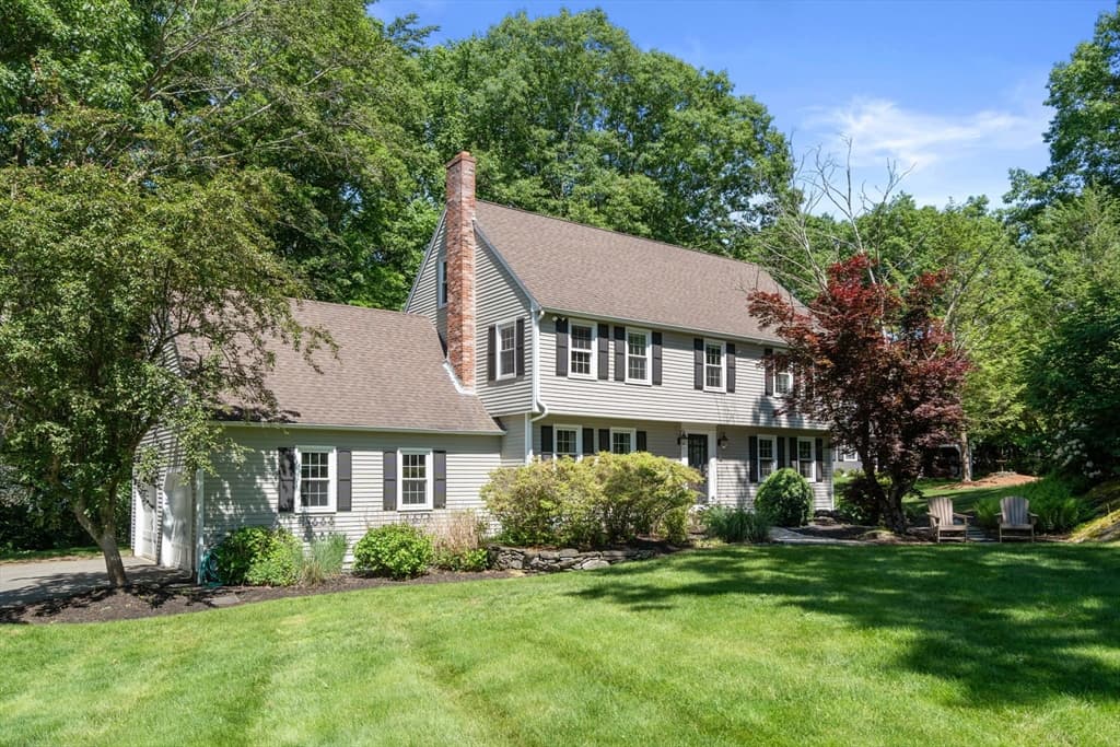 Casa em Southborough
