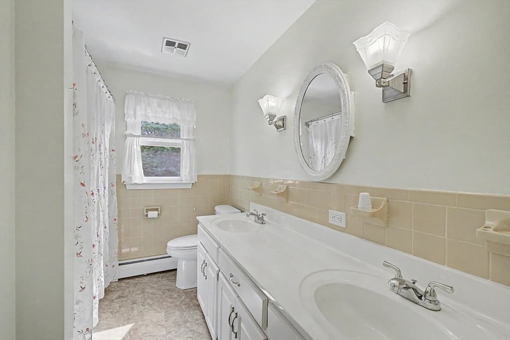 Casa em South Hadley — foto 6