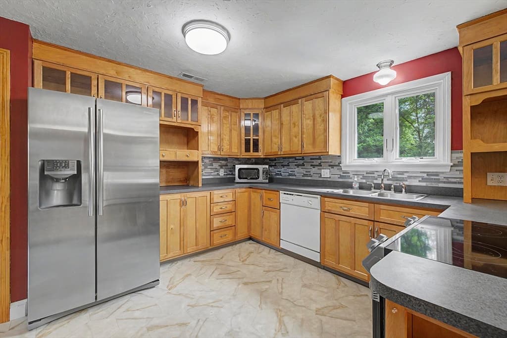 Casa em South Hadley — foto 9