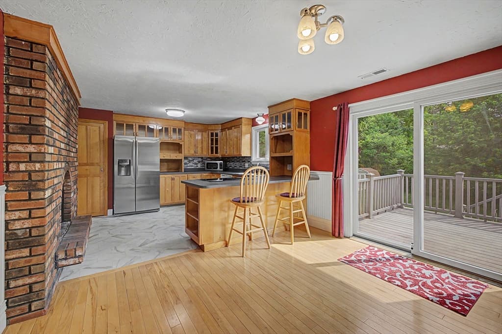 Casa em South Hadley — foto 8