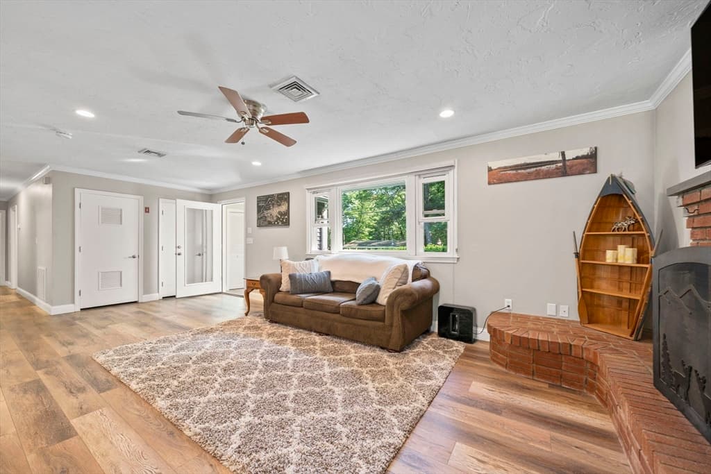 Casa em Pembroke — foto 8
