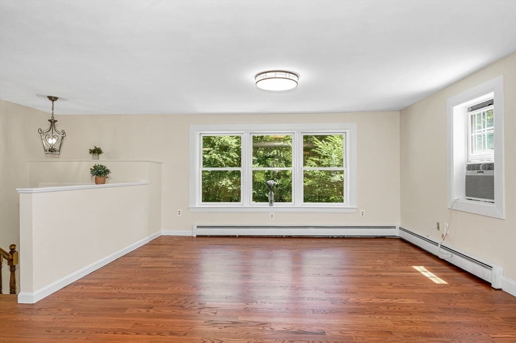 Casa em Dracut — foto 5