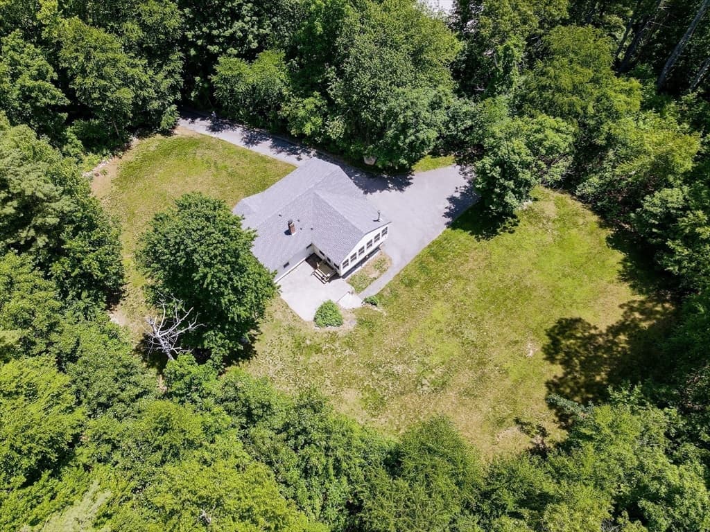 Casa em Dracut — foto 4