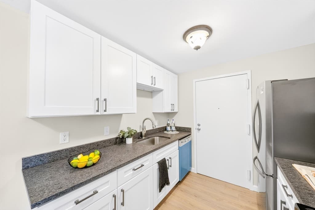 Condomínio em Natick — foto 6