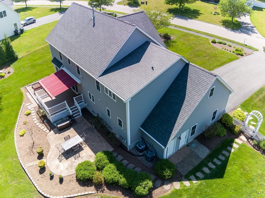Casa em Raynham — foto 9
