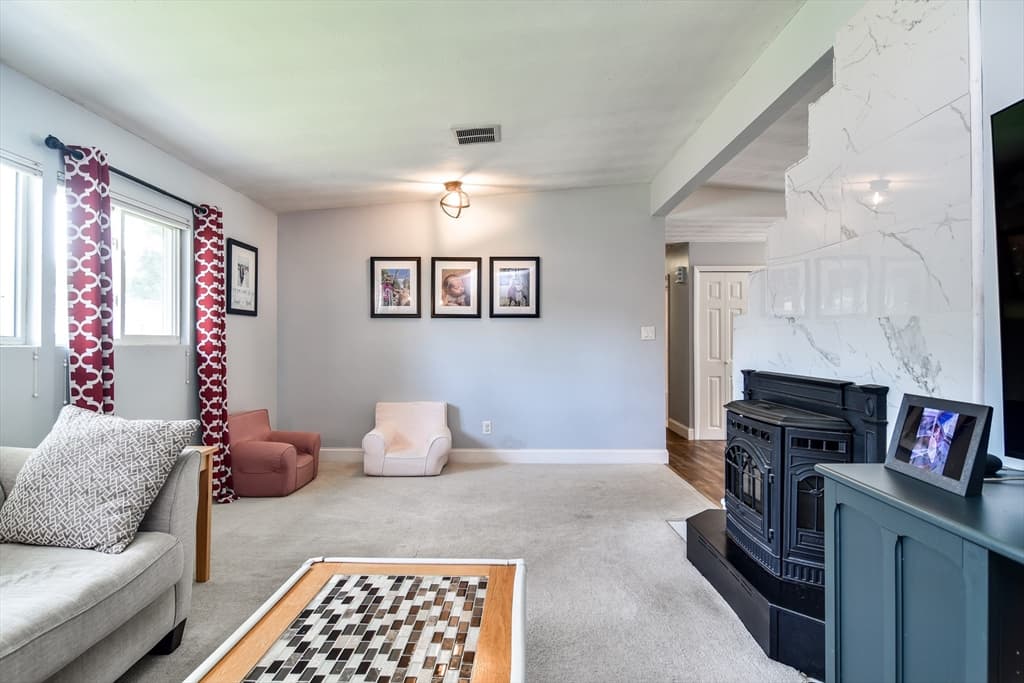 Casa em Framingham — foto 5