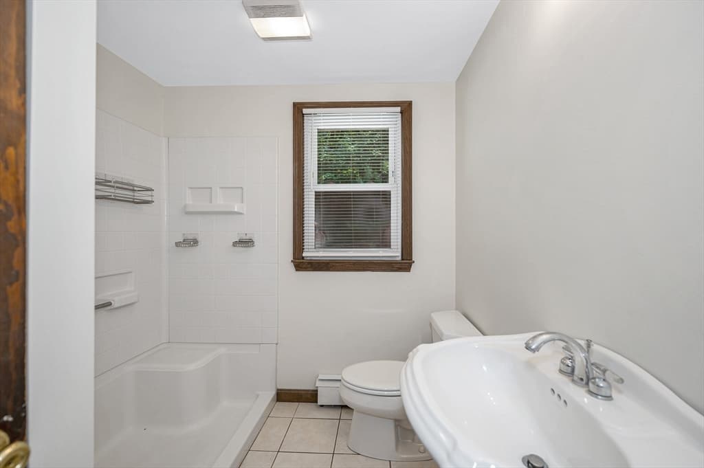 Casa em Tyngsborough — foto 5
