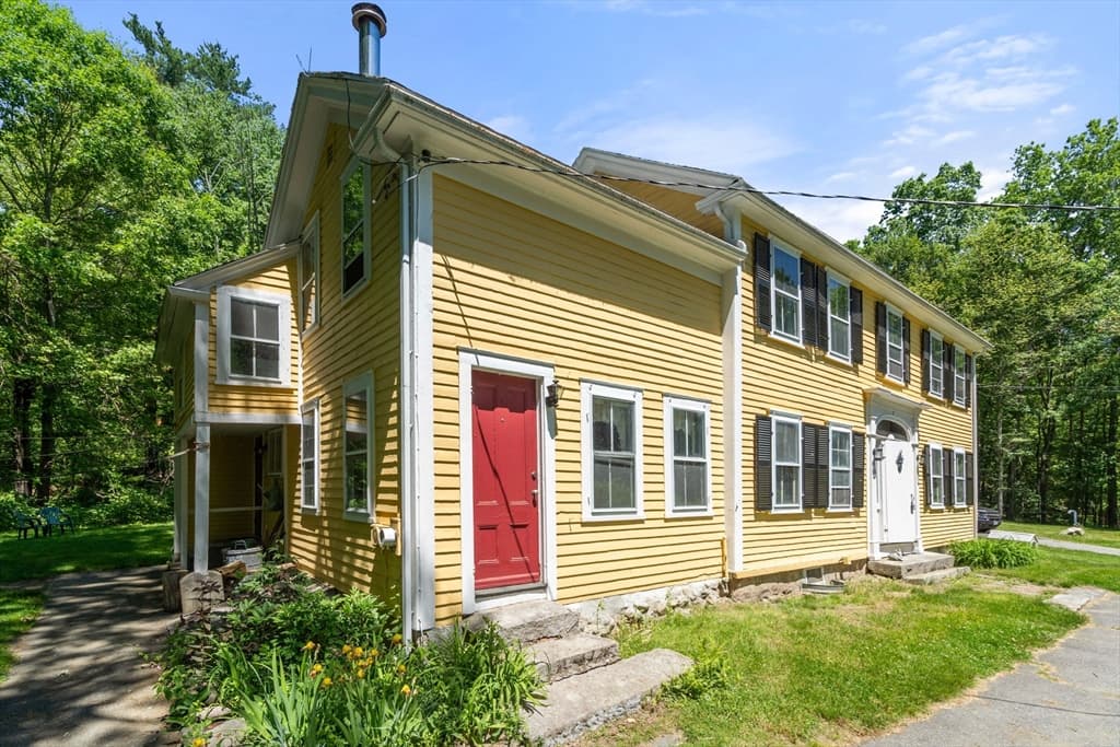 Casa em Hopkinton — foto 2