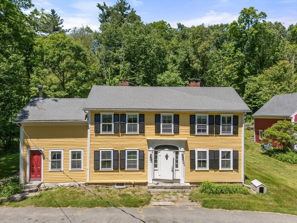 Casa em Hopkinton — foto 2