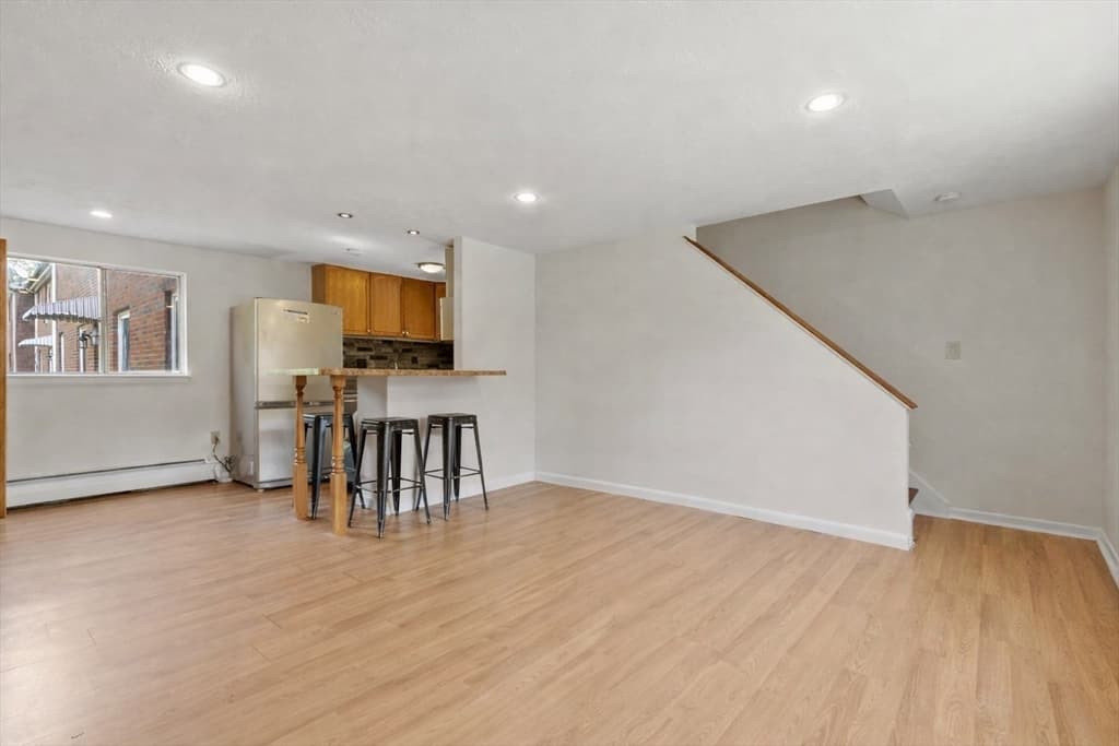 Condomínio em Framingham — foto 3