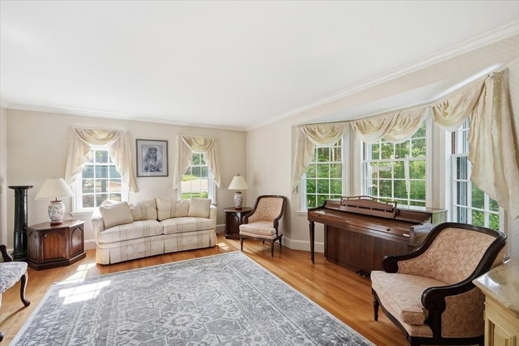 Casa em Needham — foto 6