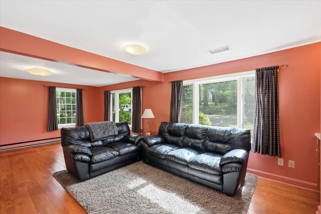 Casa em Needham — foto 9
