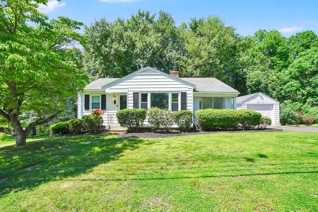 Casa em East Longmeadow