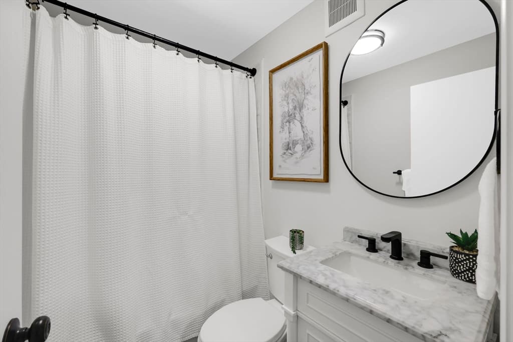 Casa em East Longmeadow — foto 8