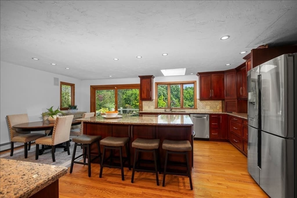 Casa em Northborough — foto 6