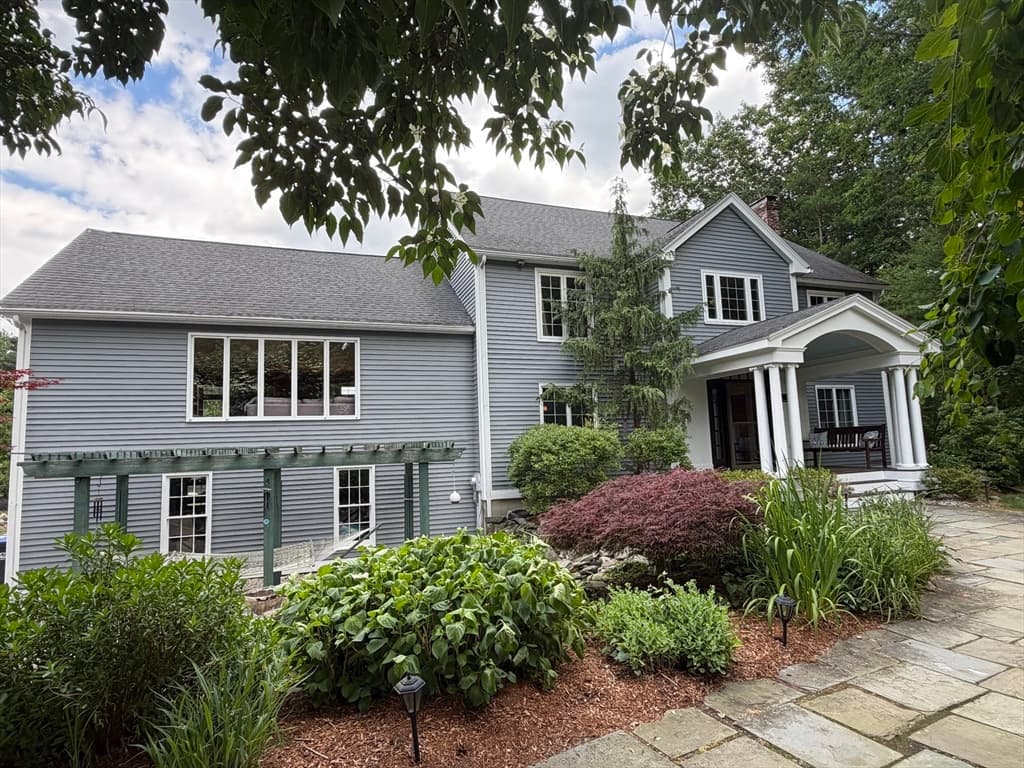 Casa em Northborough — foto 3