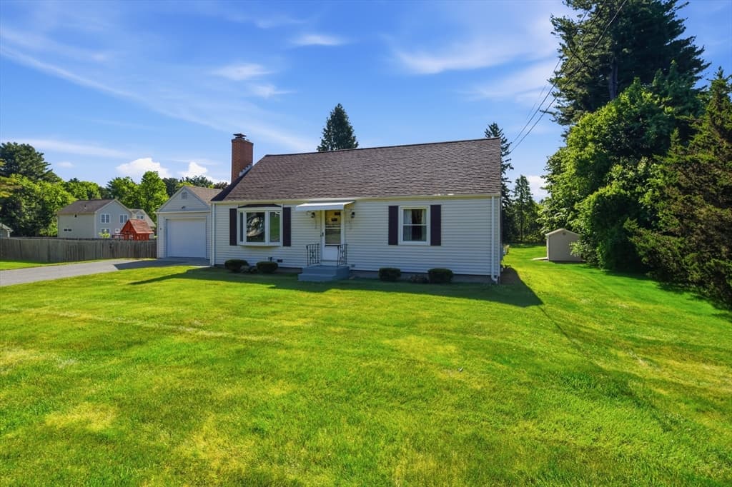 Casa em East Longmeadow — foto 3