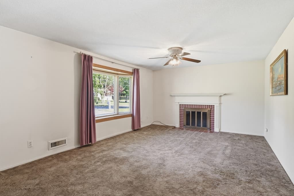 Casa em East Longmeadow — foto 4