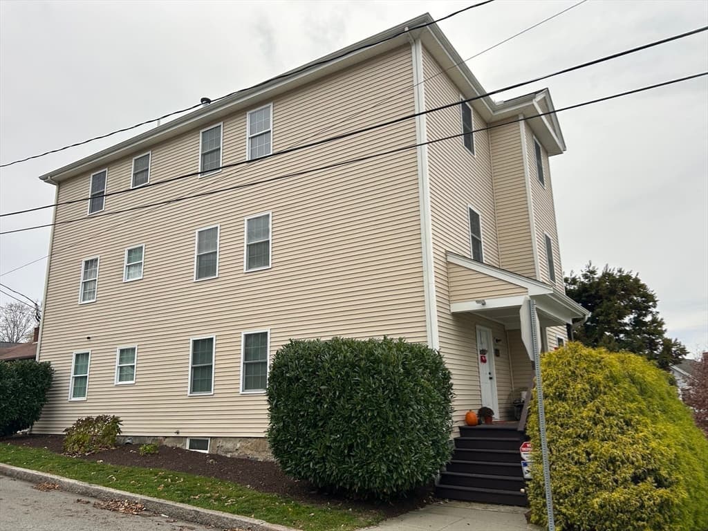 Condomínio em Fall River