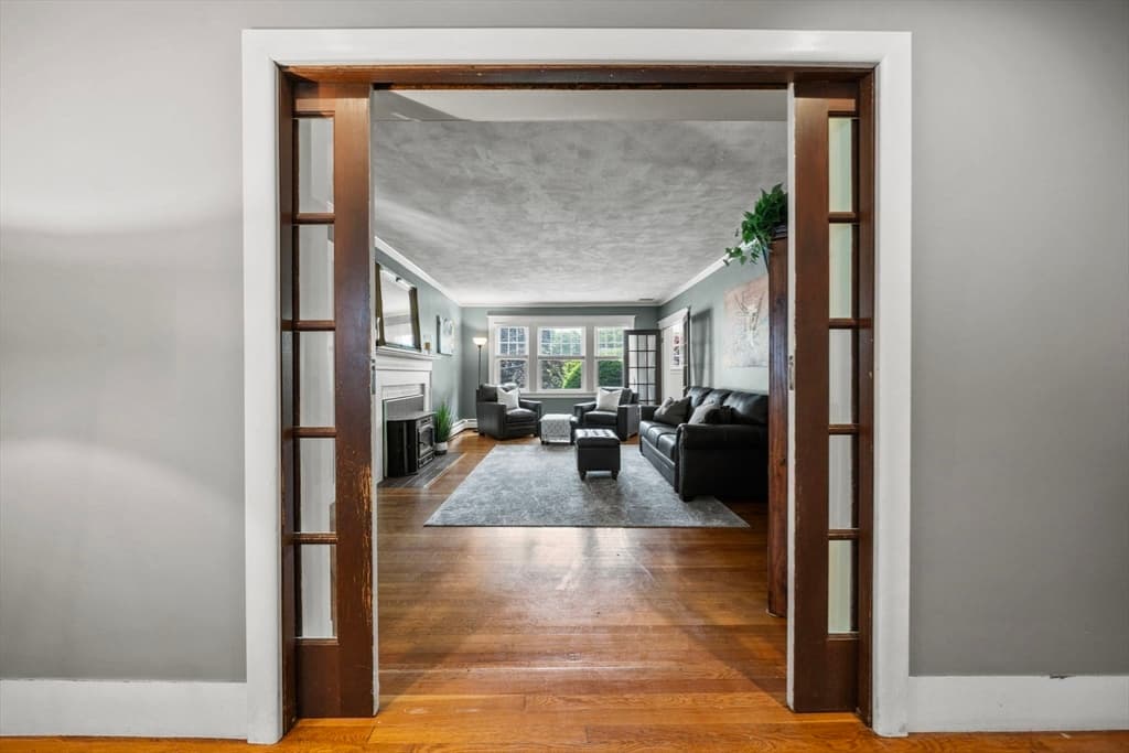 Casa em Woburn — foto 7