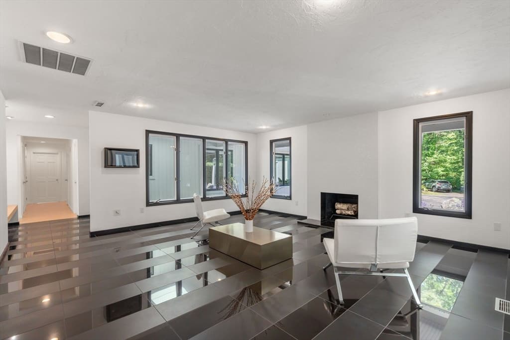 Casa em Northborough — foto 9
