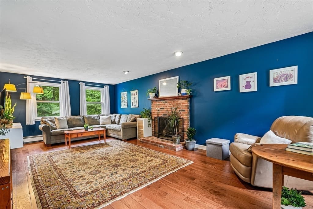 Casa em Framingham — foto 2