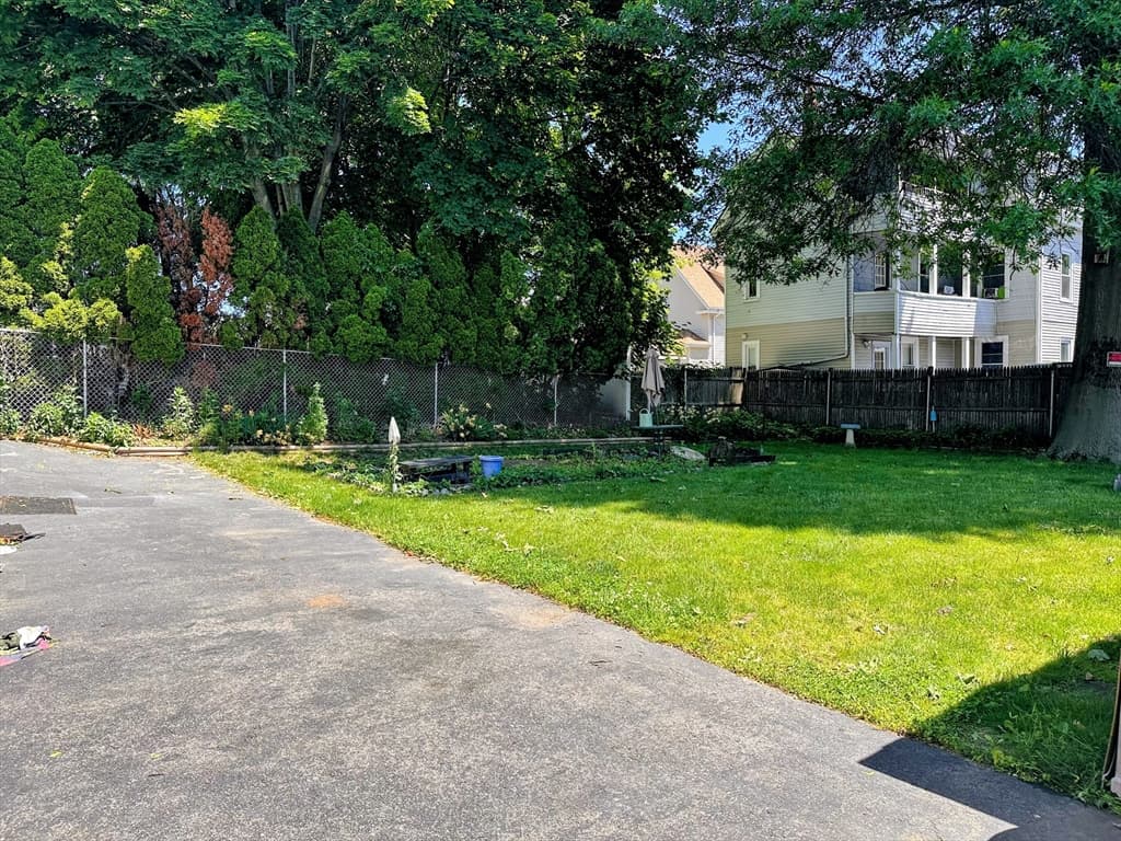 Multi-família em Lynn — foto 7