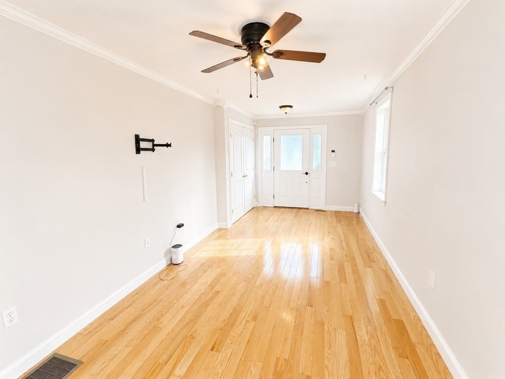 Casa em Hopedale — foto 7