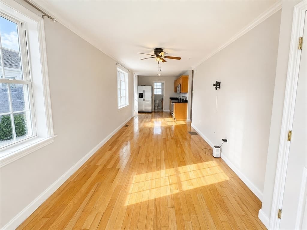 Casa em Hopedale — foto 4
