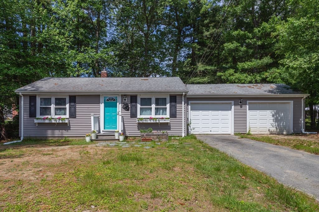 Casa em Middleboro — foto 2