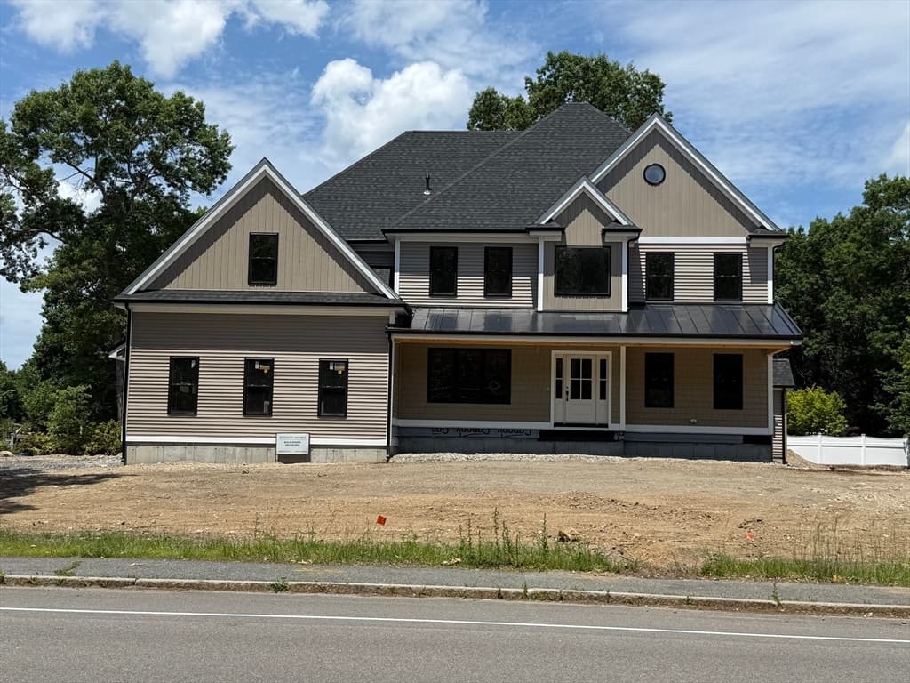 Casa em North Attleboro