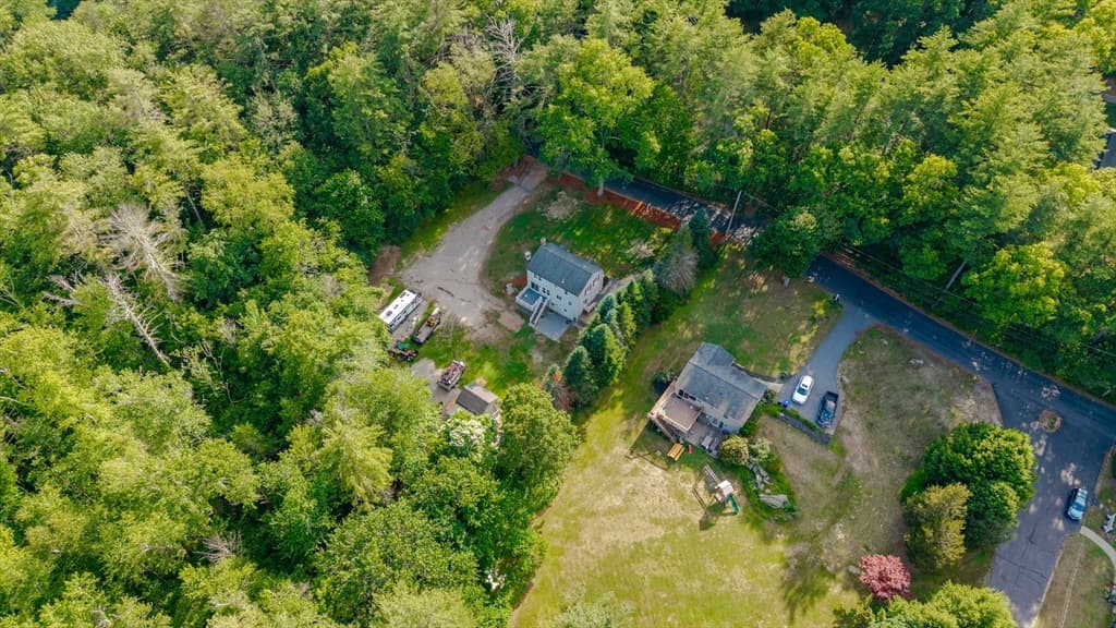 Casa em Hopkinton — foto 5