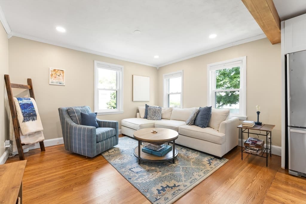 Casa em Natick — foto 4