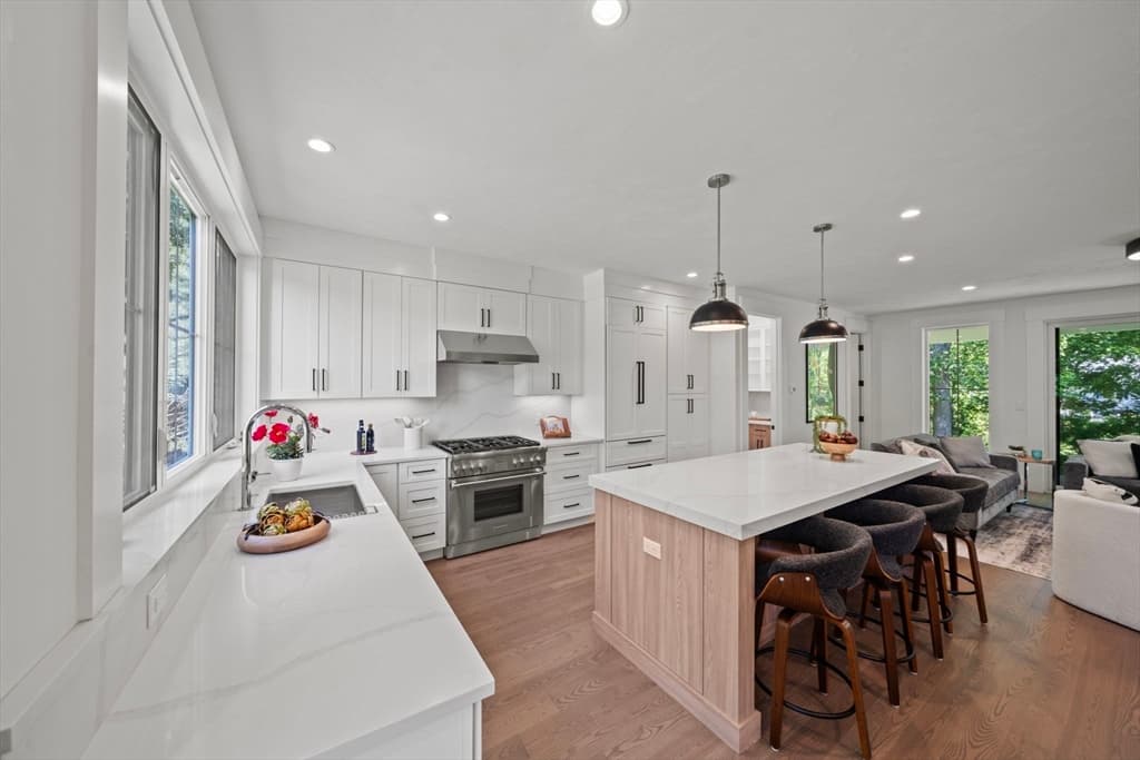 Casa em Natick — foto 5
