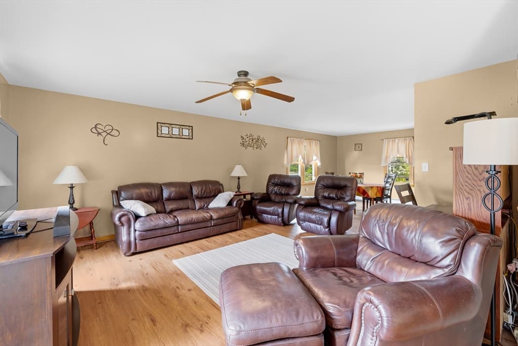 Casa em Acushnet — foto 8