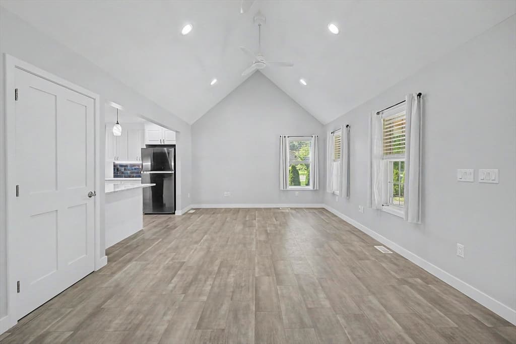 Casa em Belchertown — foto 5