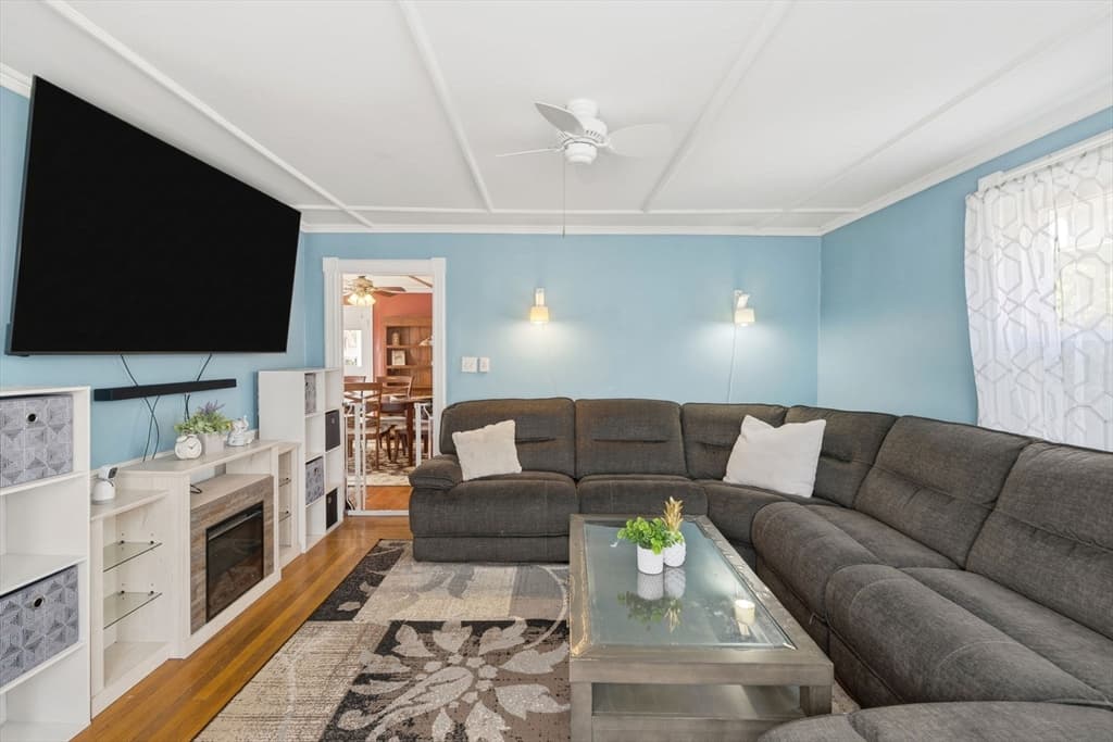 Casa em North Attleboro — foto 6